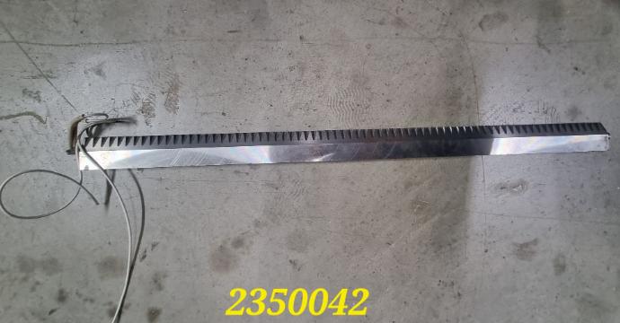 [235-0042] CUCHILLA TIPO ZIG ZAG RS3C-A33